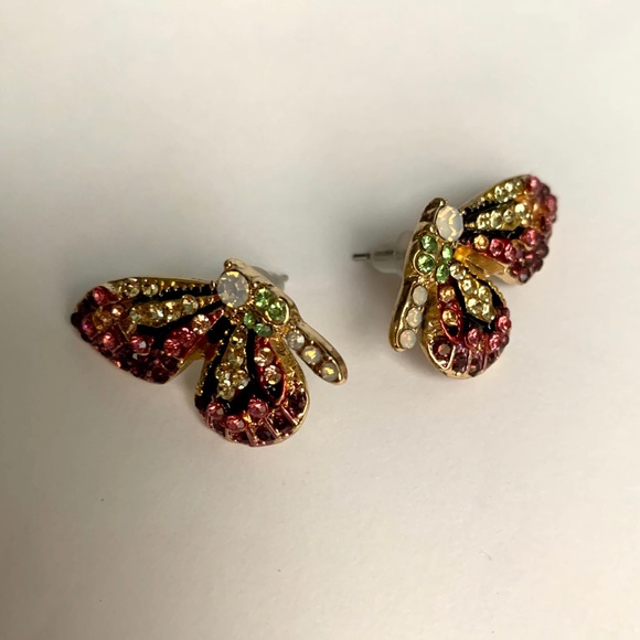 Pave Butterfly Wings Golden Earrings NEW - Picture 9 of 12